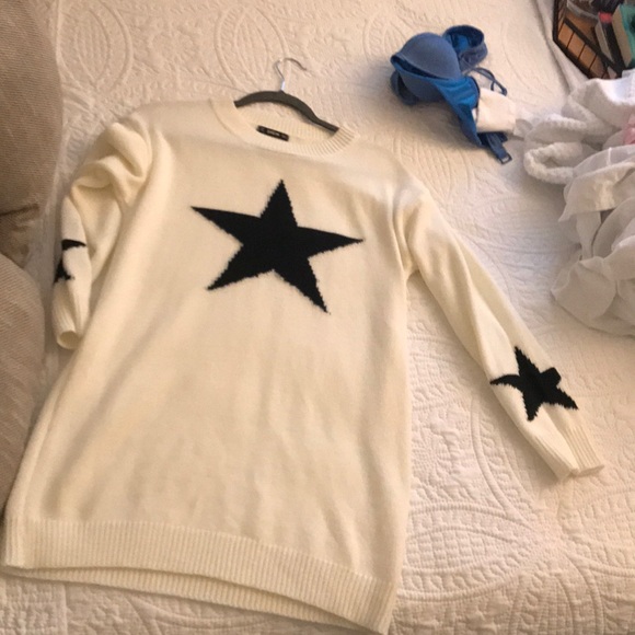 Knit Star Dress - Picture 2 of 4